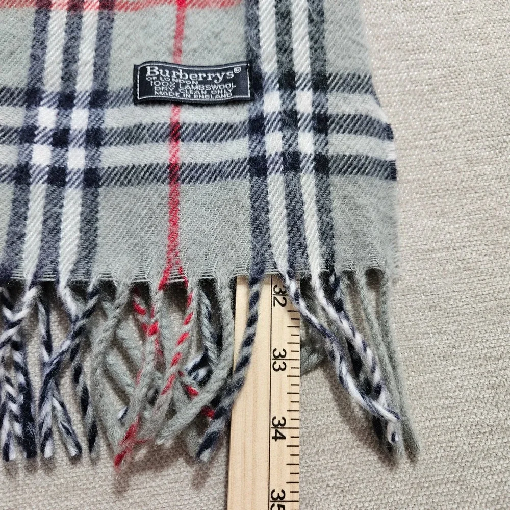 Burberrys Scarf Grey One Size Lambswool Nova Check Plaid Vintage Made in England